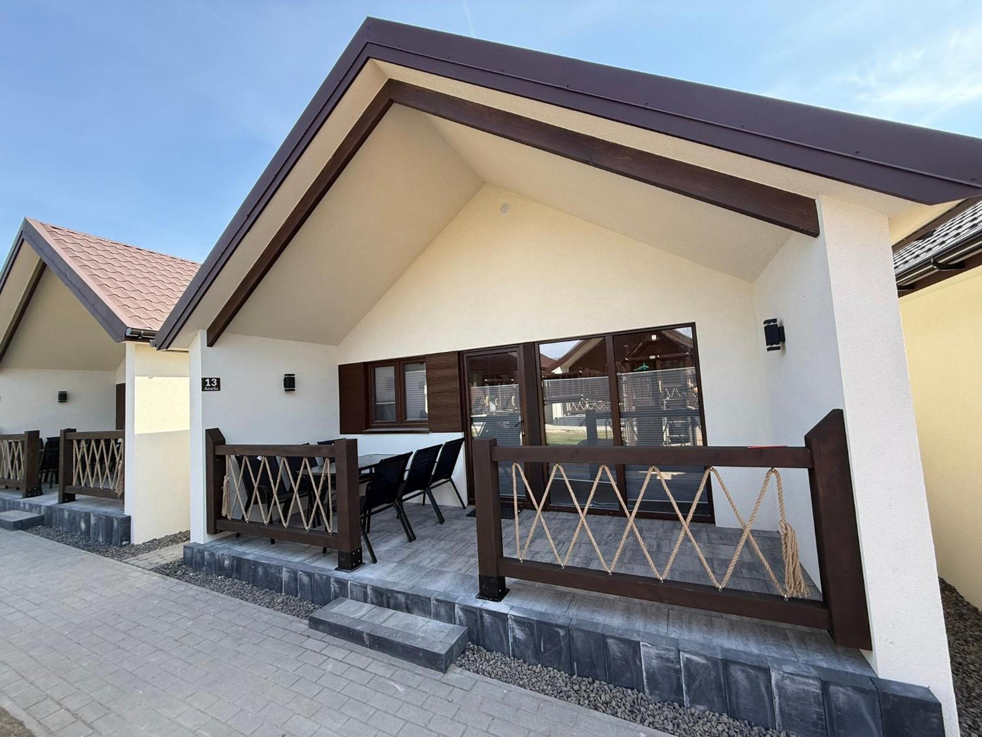 Hotel Osrodek Wczasowy Amelia Jarosławiec Exterior foto