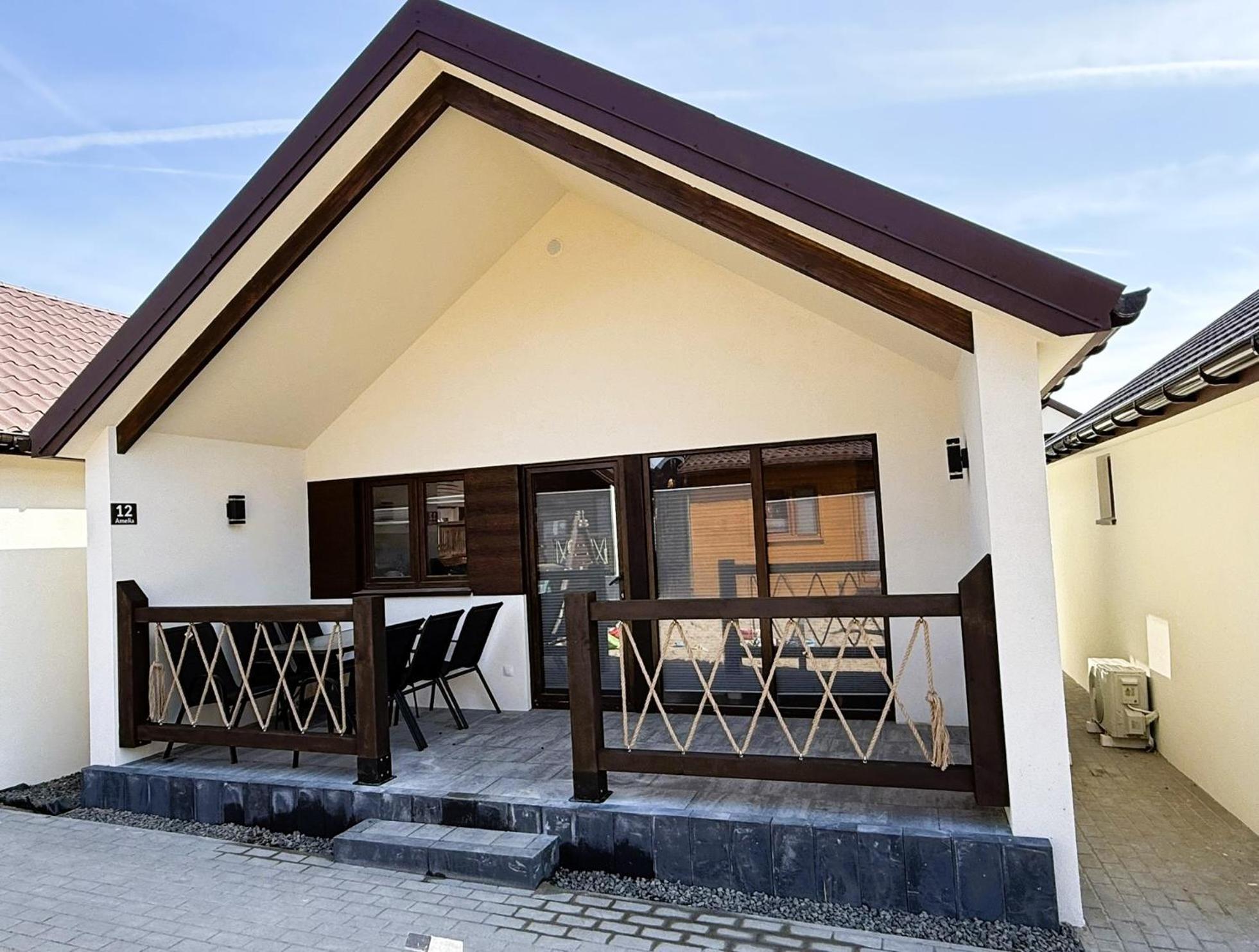 Hotel Osrodek Wczasowy Amelia Jarosławiec Exterior foto